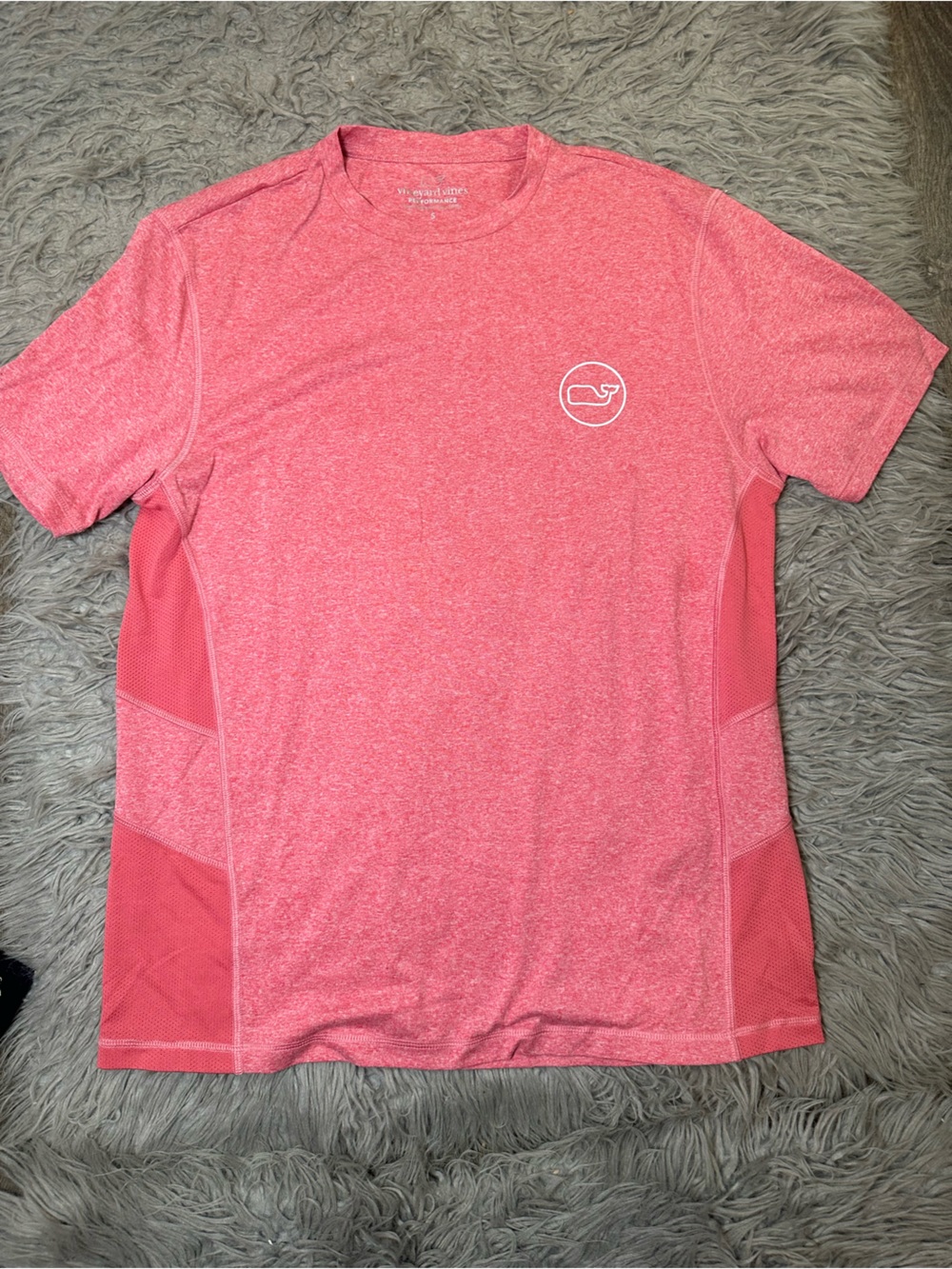 Vineyard Vines Women’s Performance Whale Top — Size Small — Pink/Coral